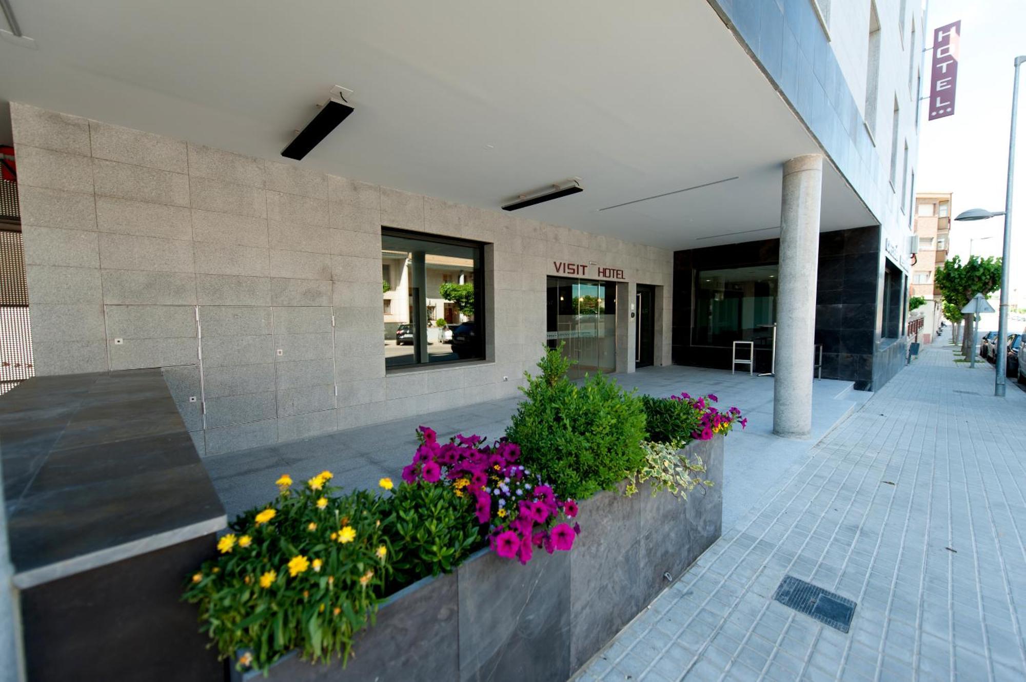 Visit Hotel Caspe Exterior photo